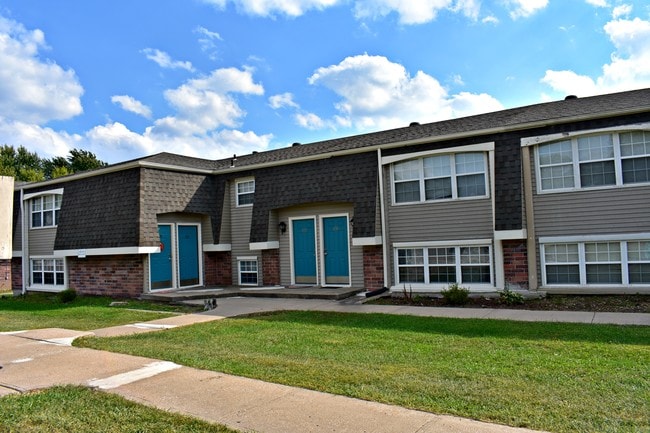 Photo - Clayton Apartments