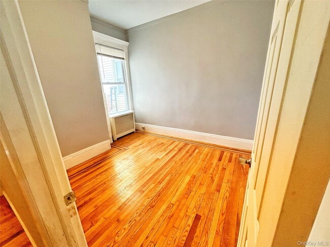 Photo - 1368 Teller Ave