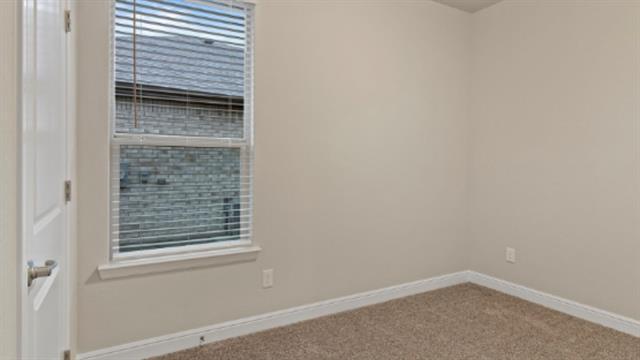 Photo - 756 Finchley Dr