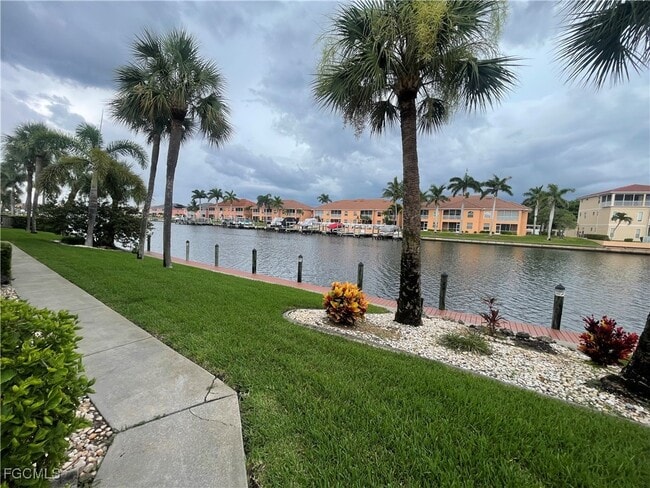 Photo - 4525 Country Club Blvd Unit 112