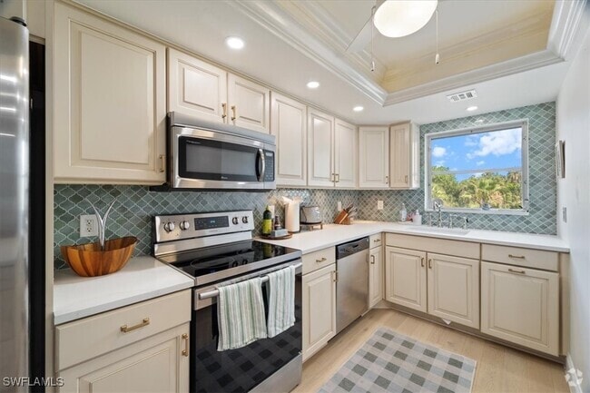 Building Photo - 955 Palm View Dr Unit B206 Rental