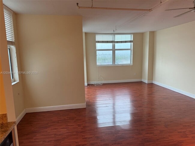 Photo - 3180 SW 22nd St Unit 701