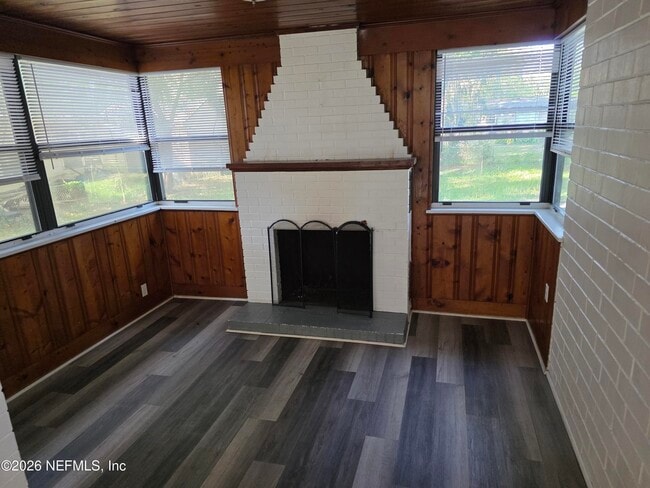 Photo - 7816 Catawba Dr
