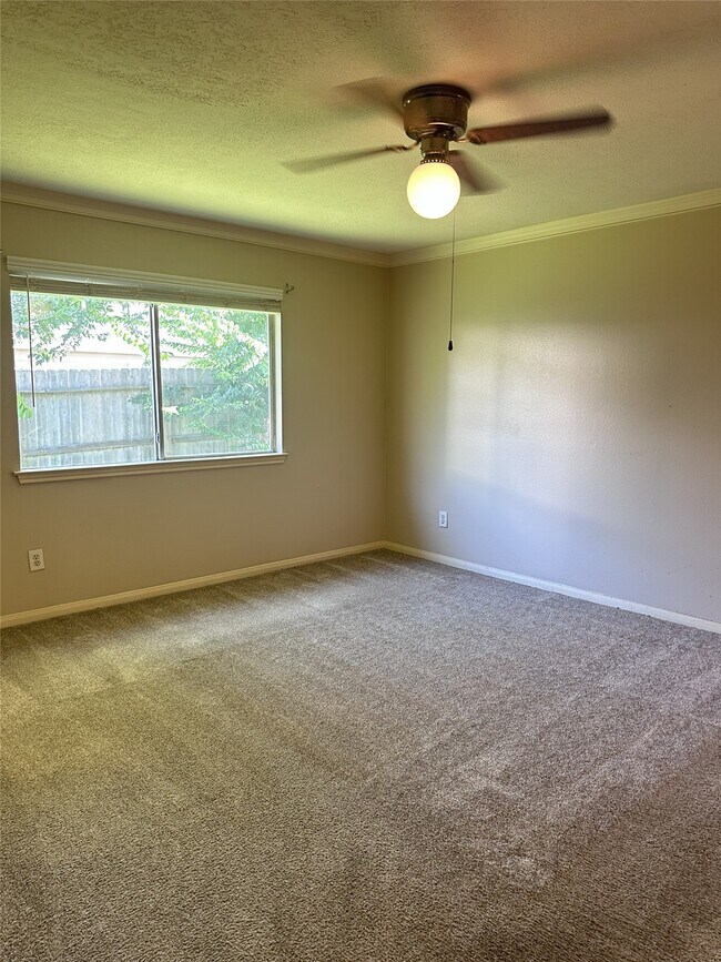 Photo - 1814 Grove Ct Dr