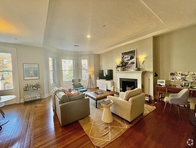 Building Photo - 331 Beacon St Unit 3 Rental