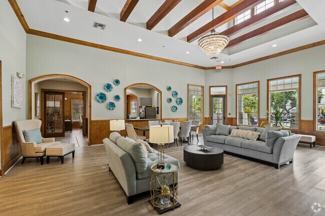 Lobby - Goldelm at Braden River