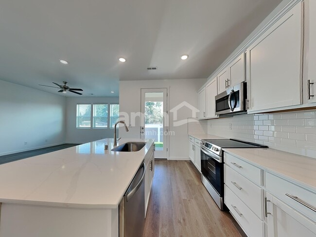 Photo - 5102 Turnstone St SE