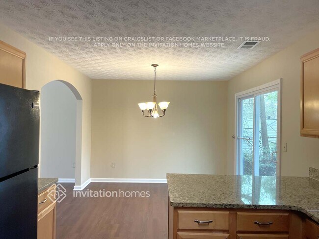 Photo - 1607 Eagle Dr