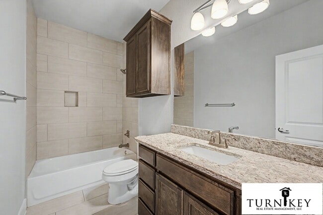 221 Stewart Bend Ct Unidad B