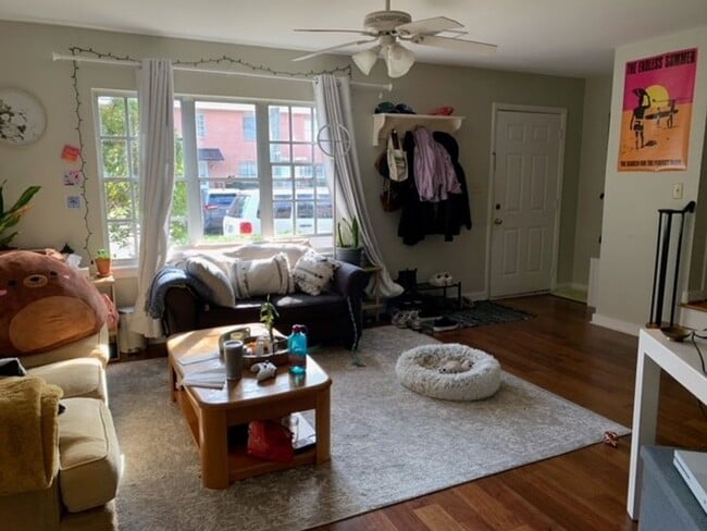 Building Photo - 173R Unit 173 Rutledge Avenue- R