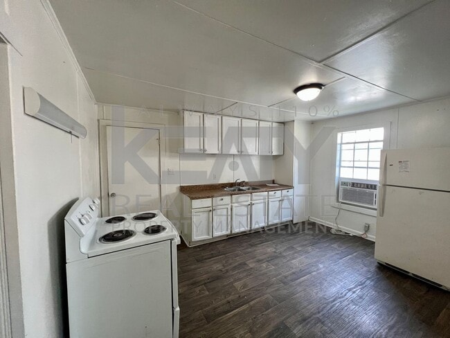 Photo - Coming soon! 3 Bedroom, 1 Bathroom Home!