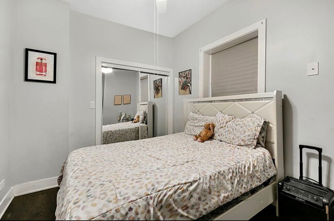 Photo - 4350 W Monroe St