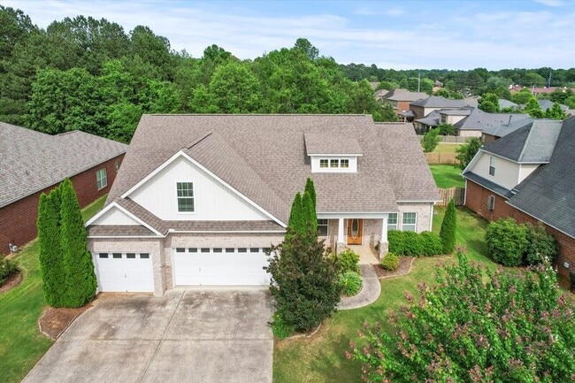 Building Photo - 288 Big Oak Ln