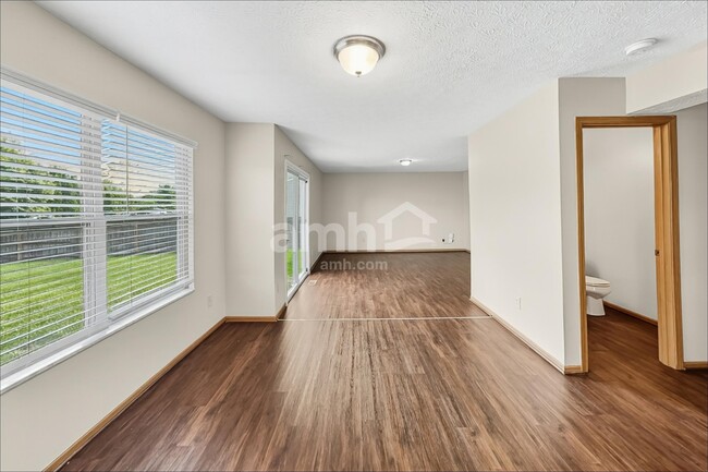 1064 Amherst Blvd