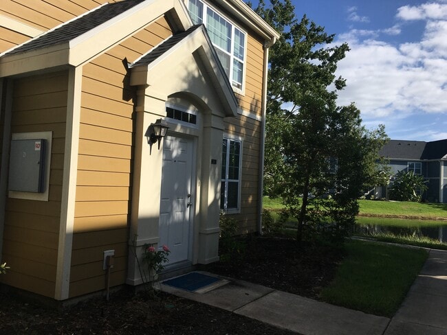Building Photo - 5520 Rosehill Rd Unit #203 Rental