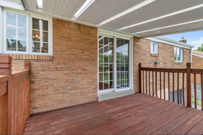 Photo - 2054 Noblestown Rd