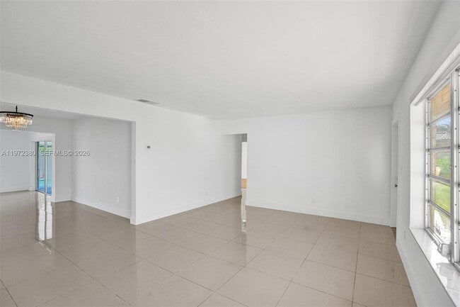 Photo - 8521 Pasadena Blvd