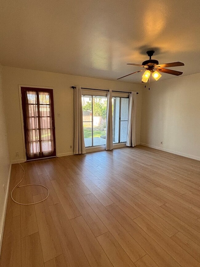 Photo - Charming 3-Bedroom Home with Large Yard on a Quiet Lakewood Street