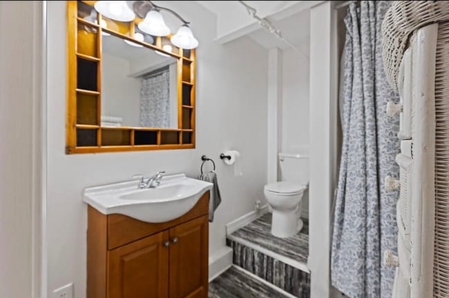 Photo - 35 Bangor Rd Unit 3