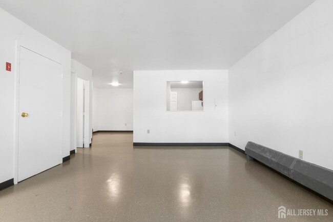 Photo - 103 Dwight St