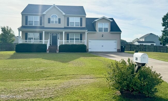 Photo - 309 Queenswood Blvd