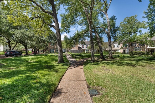 Photo - 13228 Trail Hollow Dr Unit 3228