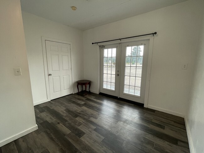 Photo - 20892 Cochran Rd Unit 2