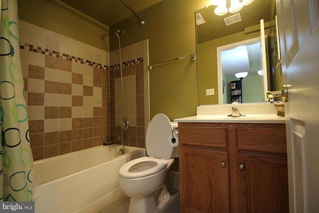 Photo - 12010 Lynford Ln