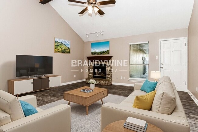 Photo - 2305 Randi Rd