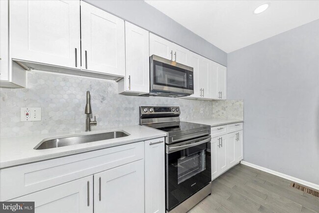 Photo - 10717 Hampton Mill Terrace Unit 307