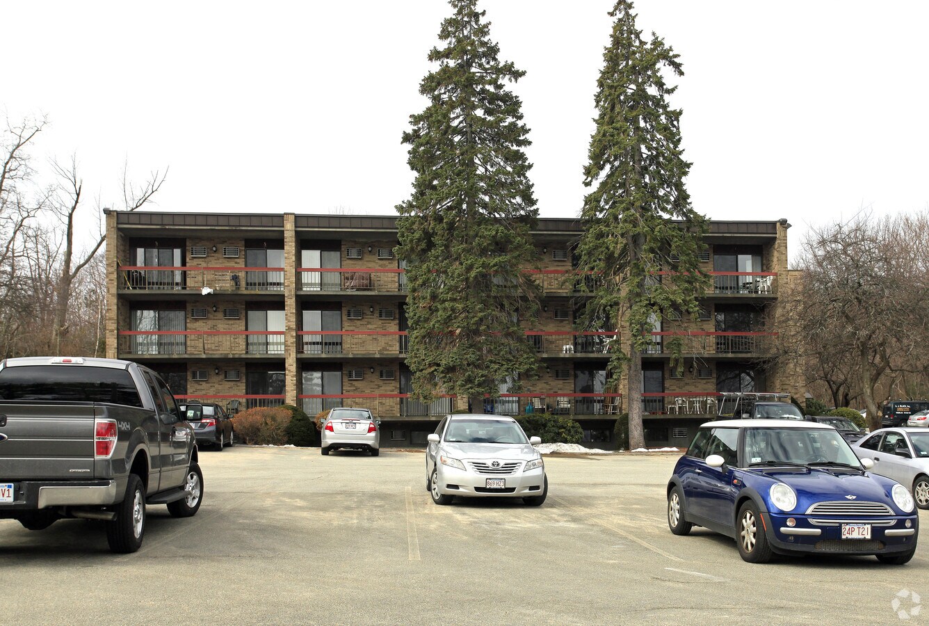 Photo - Hillcrest Arm