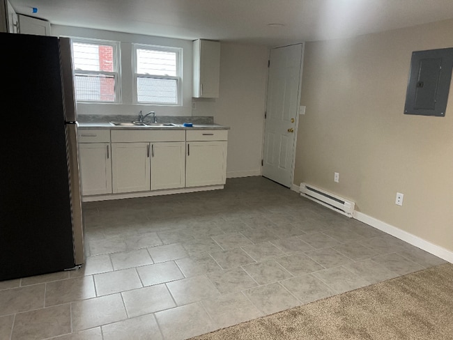 Photo - 205 E 2nd St Unit 2