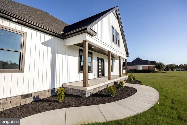 Photo - 5692 King Stuart Dr