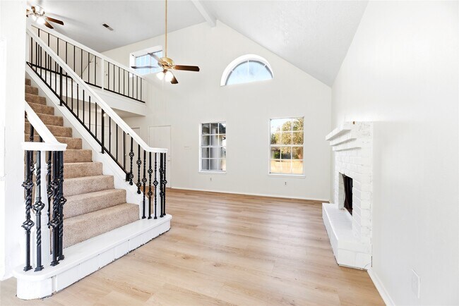 7526 Gulfbriar Pl