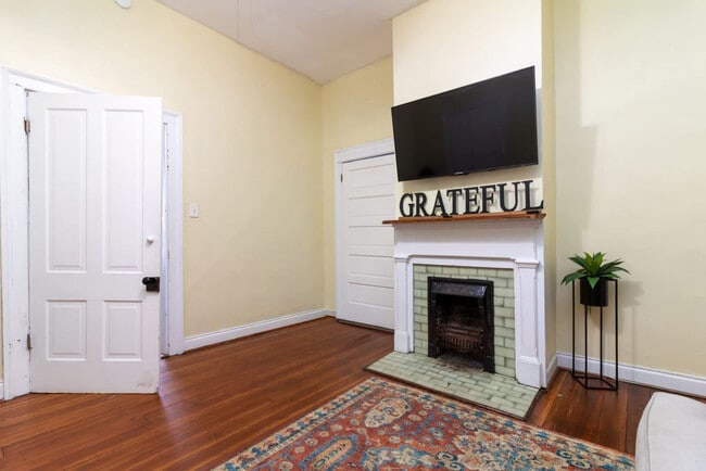 Building Photo - 737 3rd Ave Unit ID1043441P