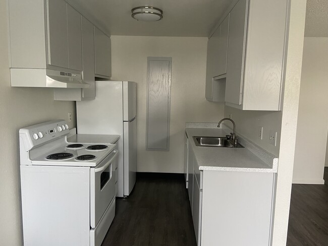 Photo - Silk Oak Apartments