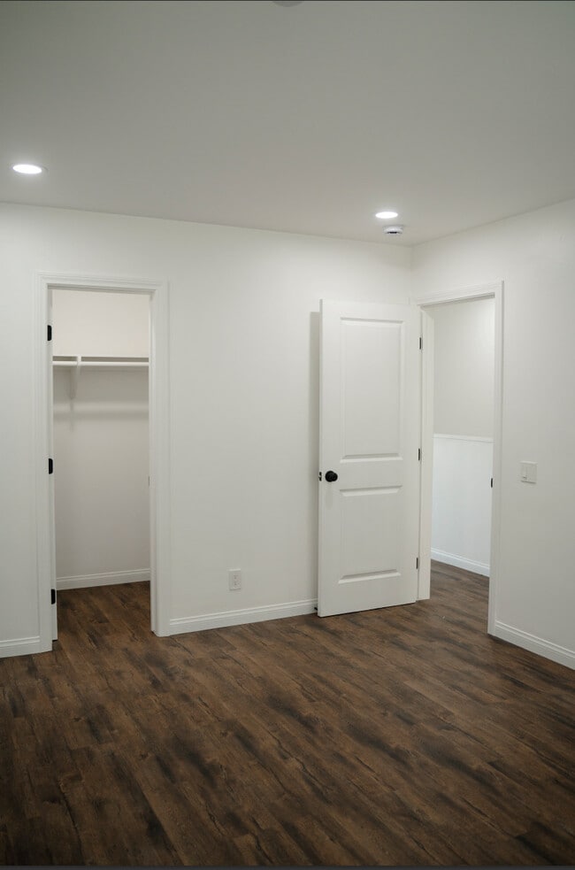 340 S El Camino Real Unit B