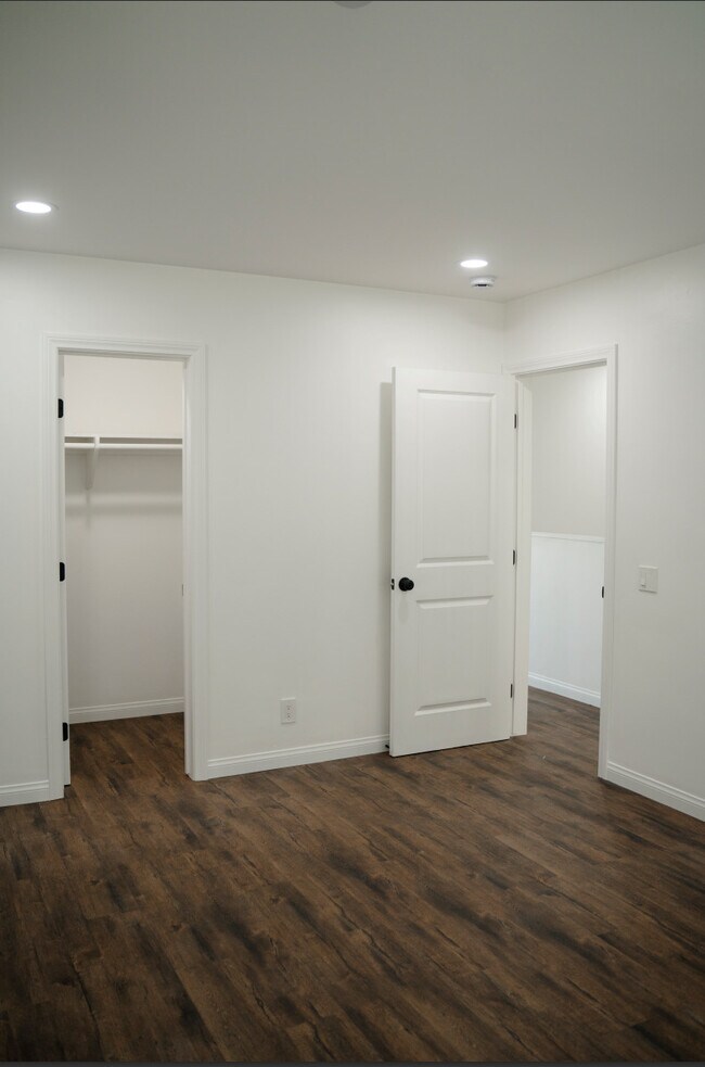 Photo - 340 S El Camino Real Unit B