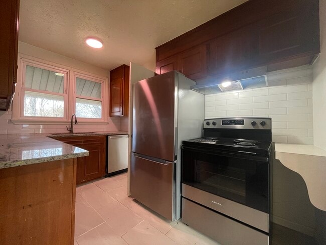 Photo - 404 N Atlanta St