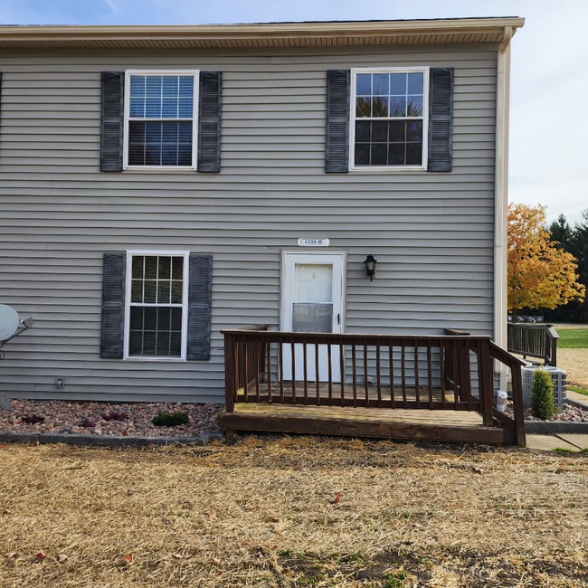 Building Photo - 1332 Hibbard Dr Rental