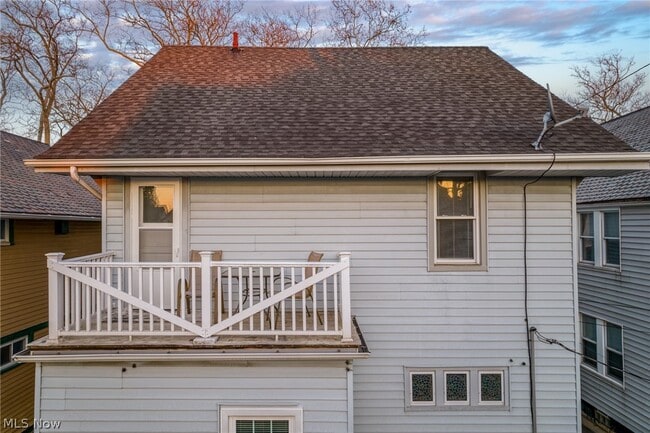 Photo - 2052 W 89th St