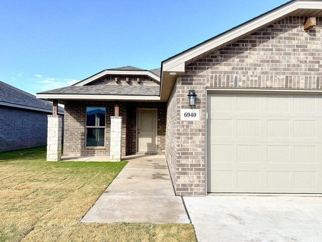 Building Photo - 6940 10th St