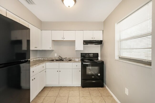 Photo - 58 Marshall Ln