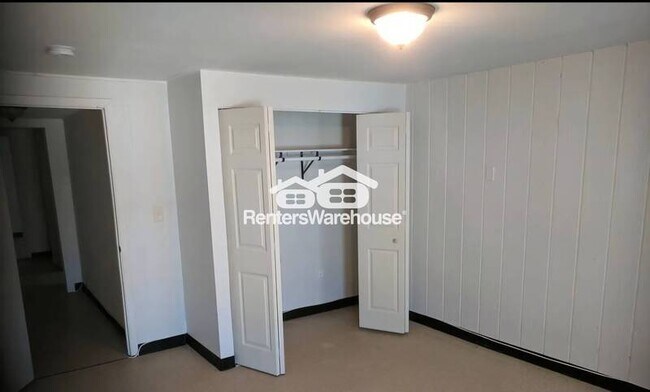 Photo - 3703 E Lombard St