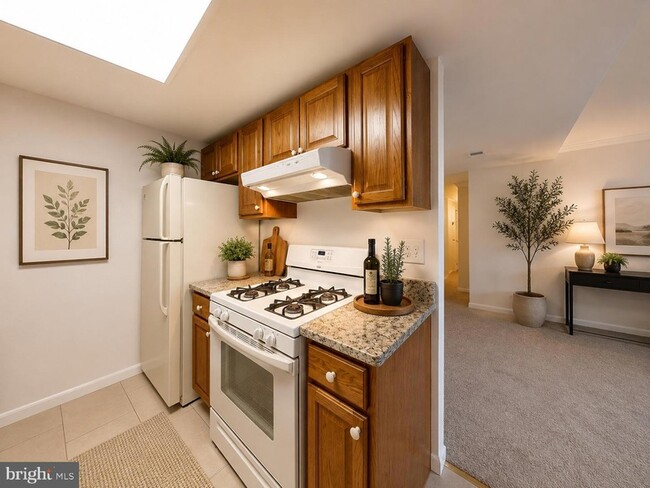 Photo - 4600 Duke St Unit 701