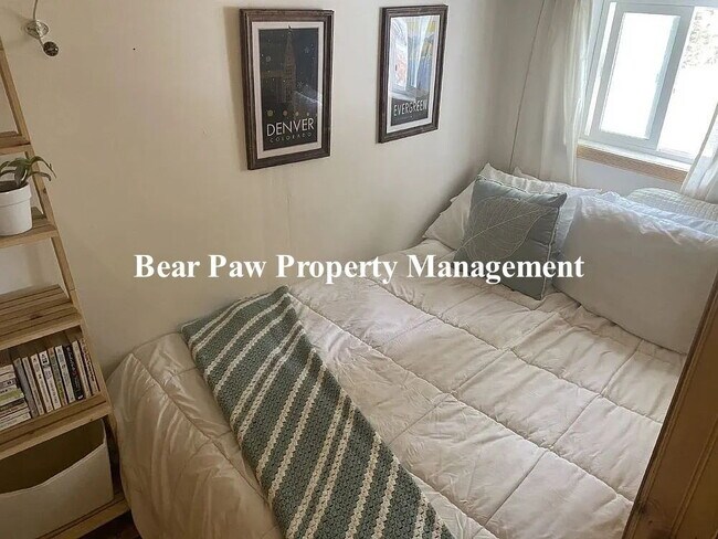 Photo - Adorable Little Home in Evergreen!