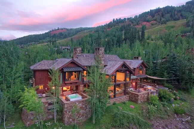 Photo - 105 Exhibition Ln