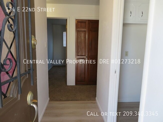 Photo - 134 E 22nd St