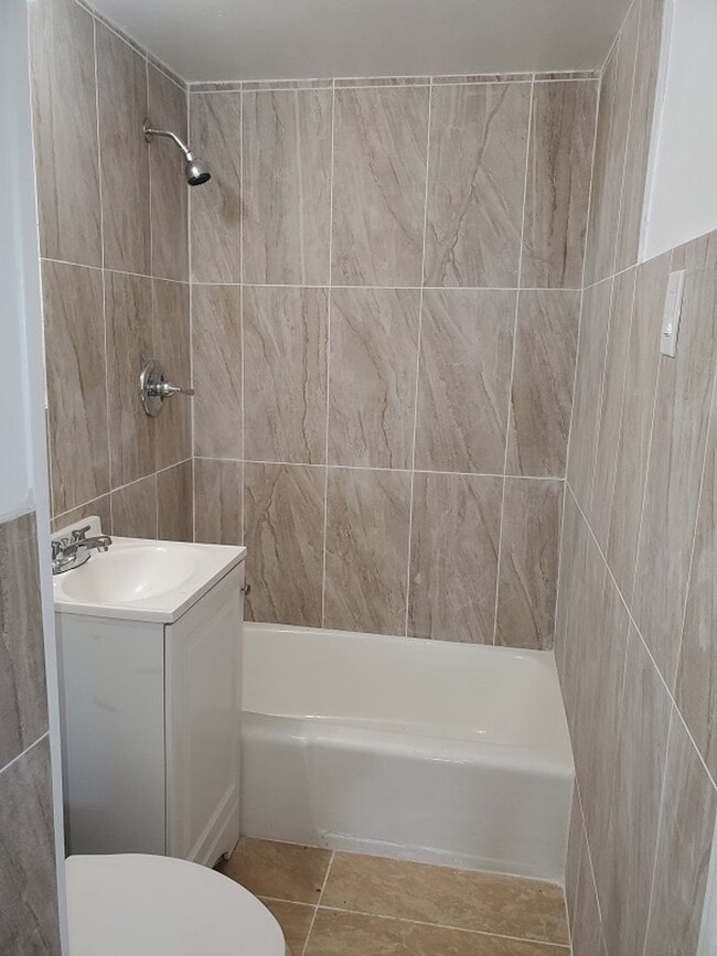 611 Cambridge St Unidad 2