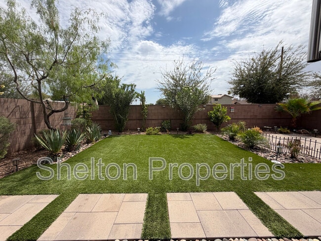 Photo - 5217 N 79th Dr